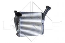 NRF 30198 Intercooler PORSCHE CAYENNE