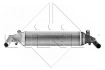 NRF 30364 Intercooler MAZDA 3
