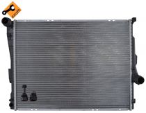NRF 51582 Hűtőradiátor BMW 3 / 3 COMPACT / Z4